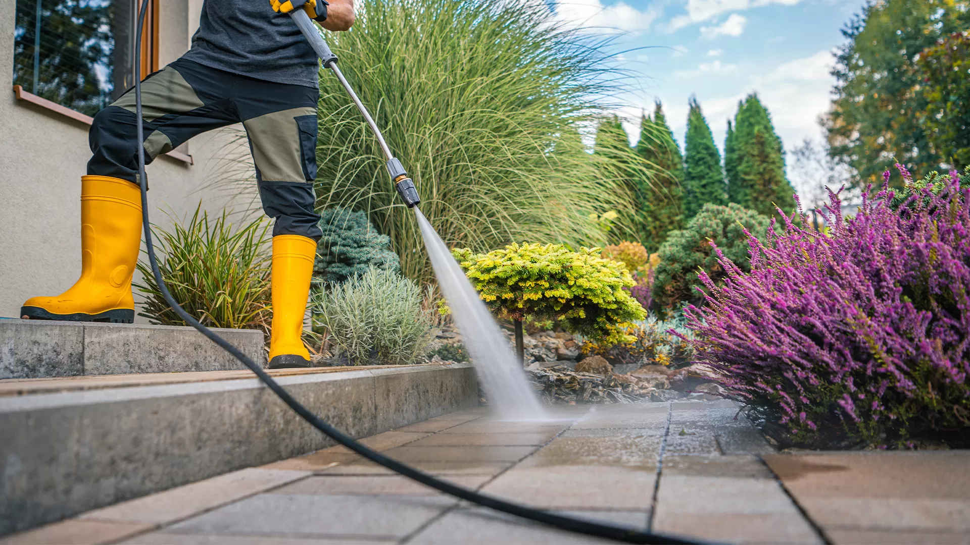 Residential Power Washing Company Near Me
