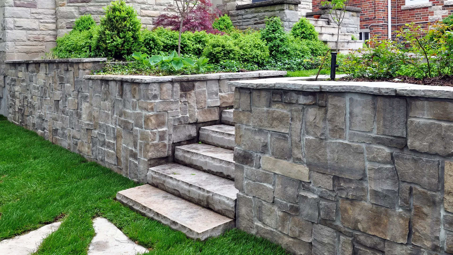Southeast Michigan Residential Retaining Walls Company